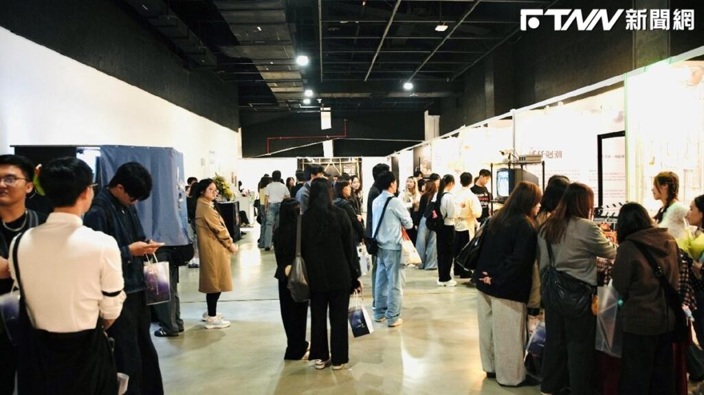 文化大傳畢業展《傳•生》圓滿落幕　 17組作品展現傳播創意