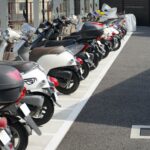 座墊曬到75度!機車族大推「噴酒精」秒降溫 過來人曝後果:會黏黏的