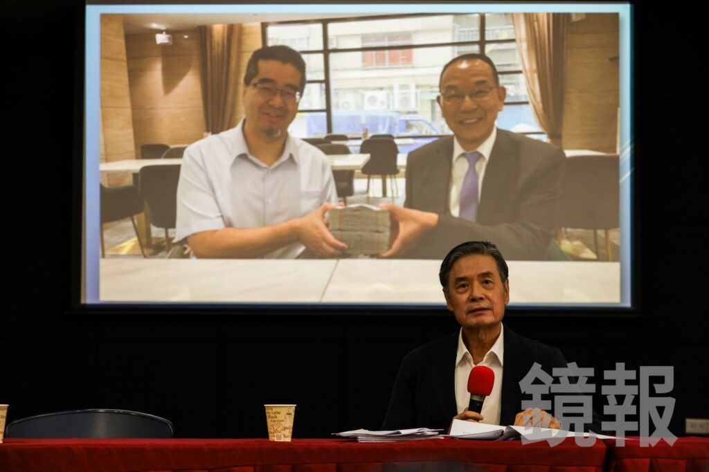 又賴給清德？手捧大疊現金捐款「沒報帳」　蕭旭岑：怕政府查水表