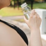高溫來襲!夏天「狂喝水」仍中暑 醫揭補水誤區:小心電解質失衡