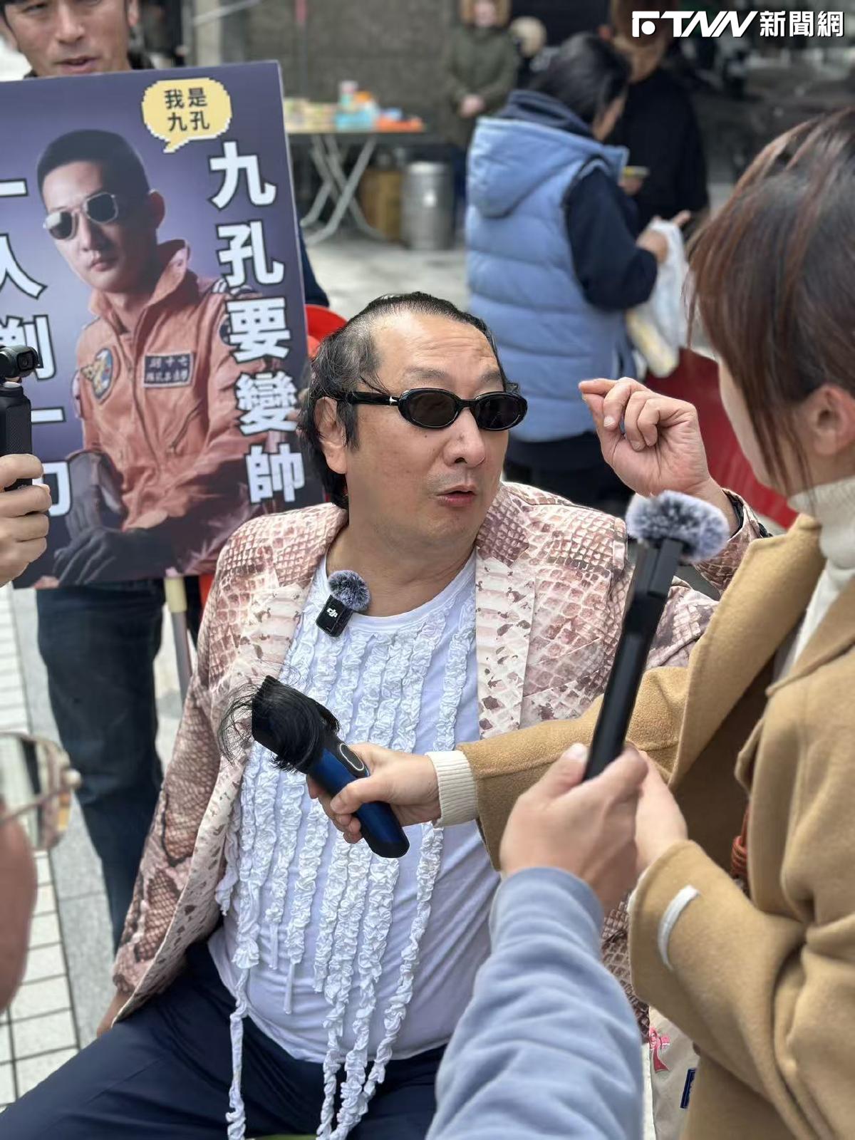 九孔斜槓YTR！問動力火車「怎麼變帥」　尤秋興給答案：打馬賽克