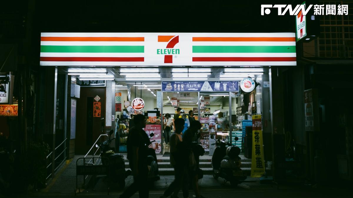 7-11自動門「條狀數字貼紙」藏防盜玄機！內行曝關鍵用途