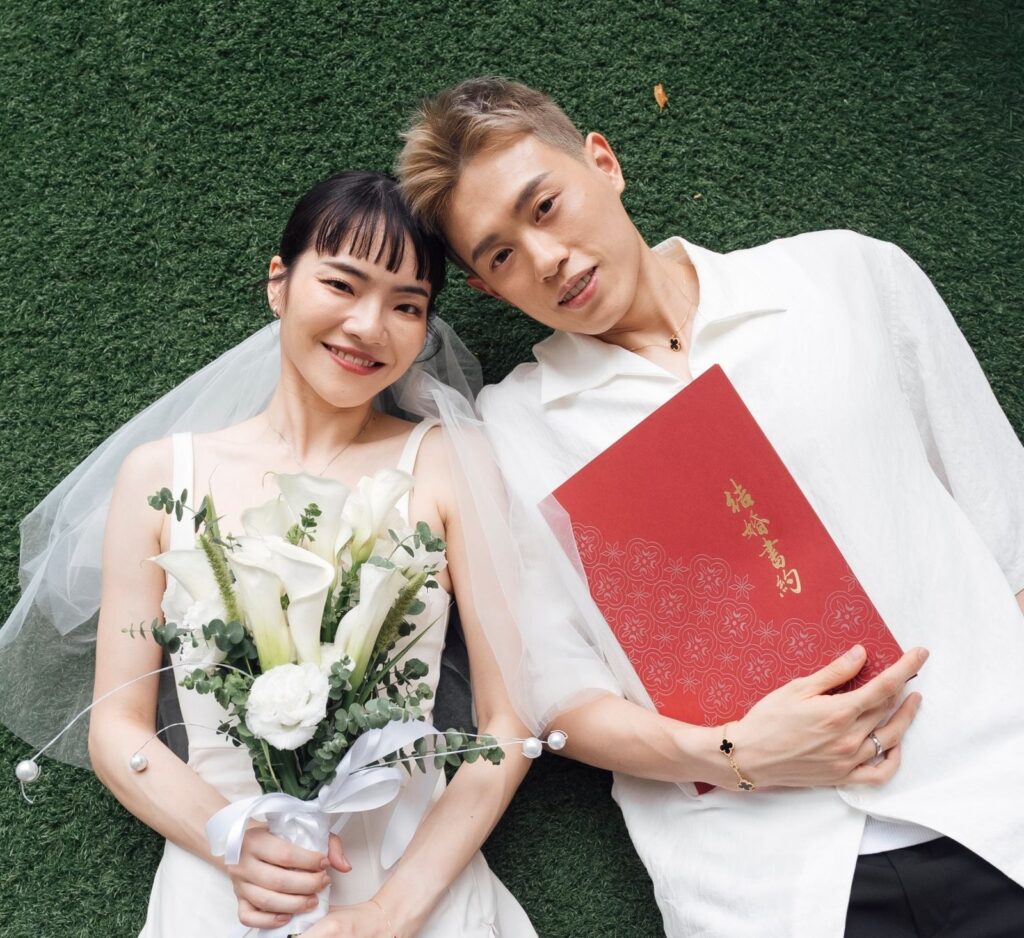 左手重砲林俊易520婚了！「很幸運始終是妳」　李洋和超甜美女友現身證婚