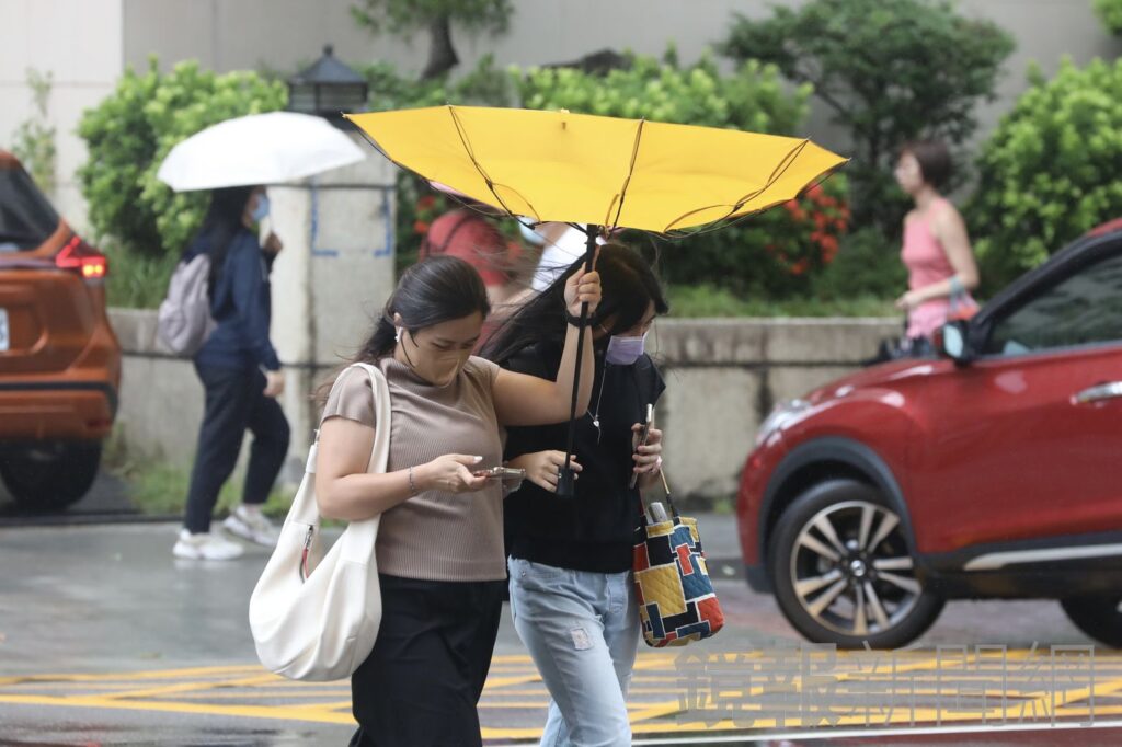 準颱風「薔蜜」預計今生成最新路徑曝　週五梅雨鋒面先到防大雨來襲